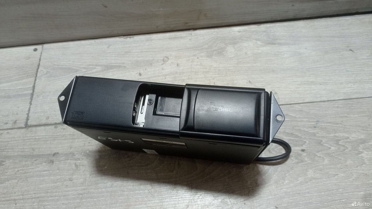 CD чейнджер Volkswagen Passat B5 GP — фото 2