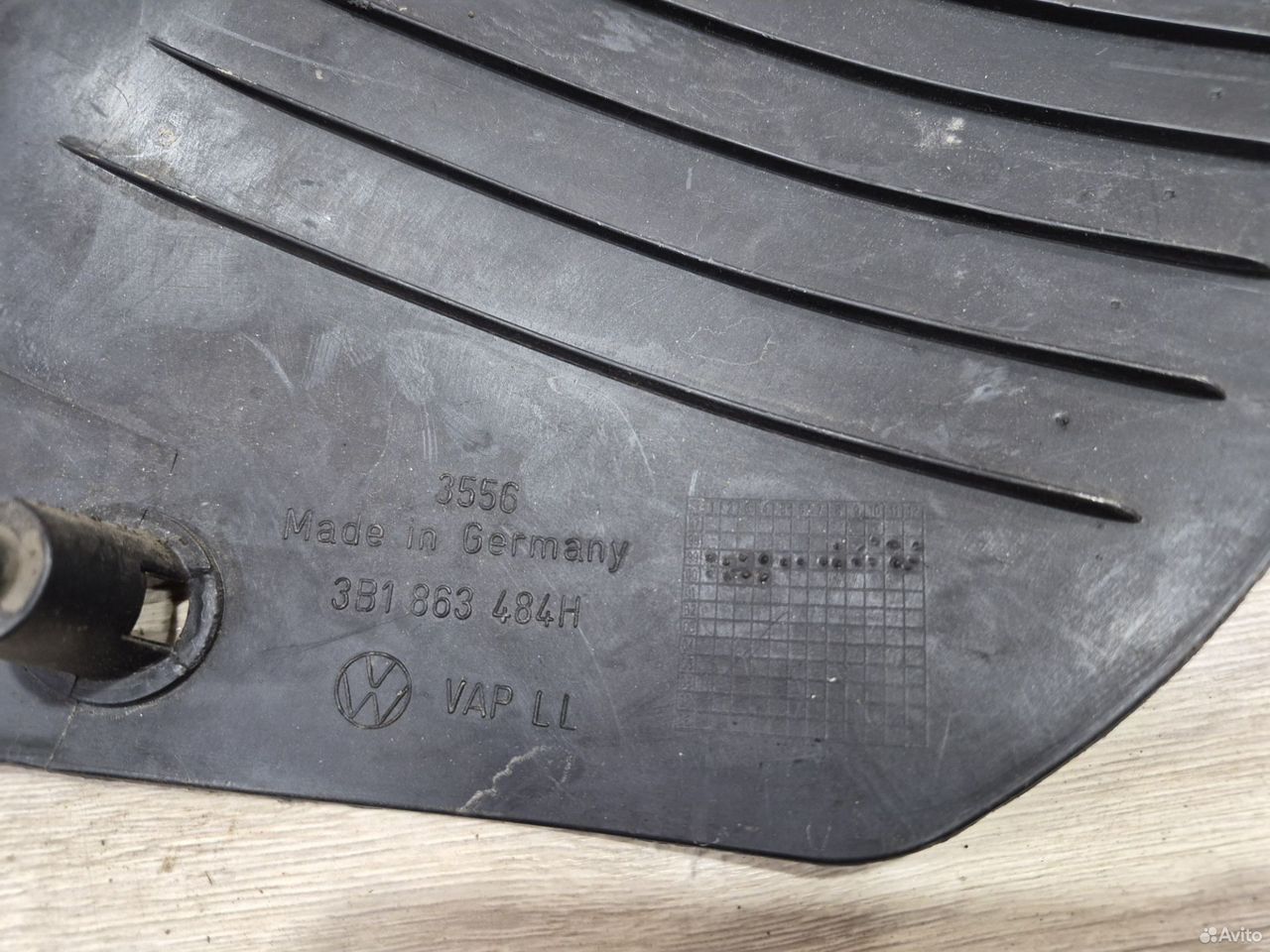 Накладка порога правая Volkswagen Passat B5 — фото 8
