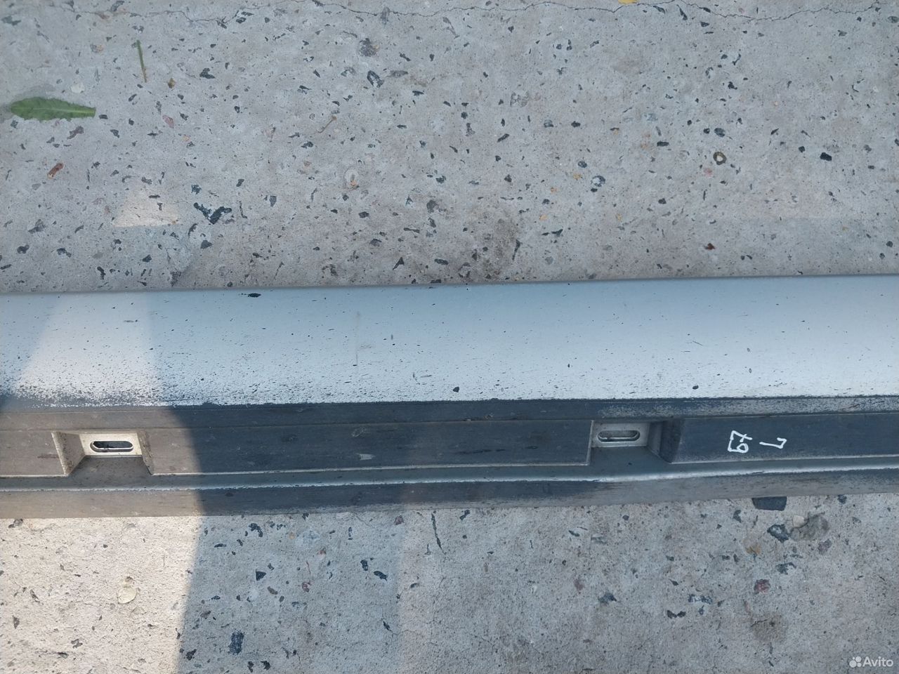 Накладка порога левая Volkswagen Passat B7 — фото 3