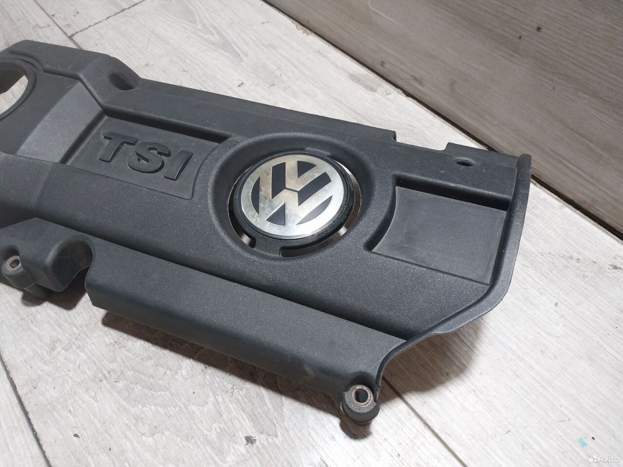 Крышка двигателя Volkswagen Passat B7 03C103925AM — фото 3