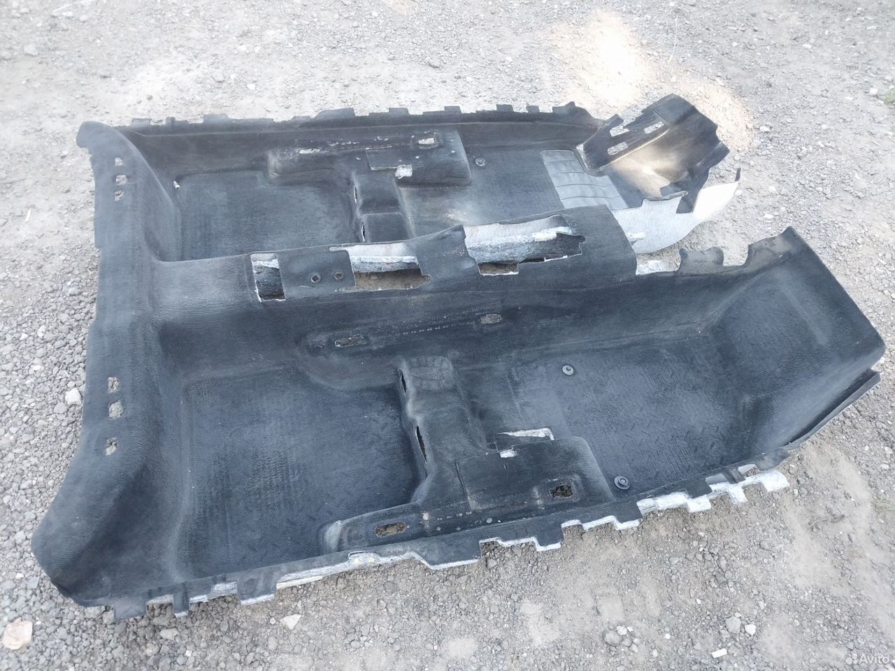 Ковер салона Volkswagen Passat B7 обшивка пола