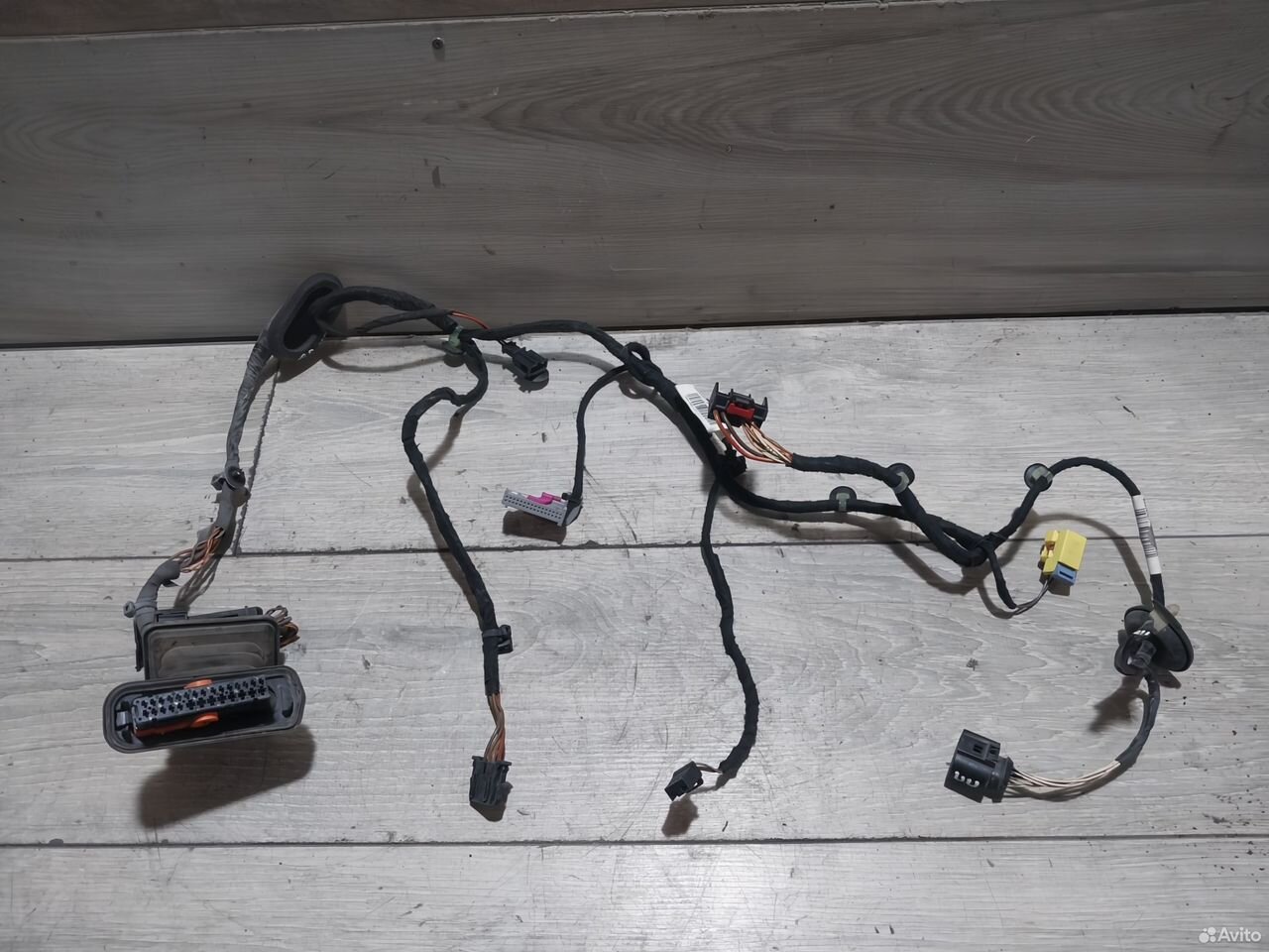 Проводка двери передня правая Volkswagen Passat B7