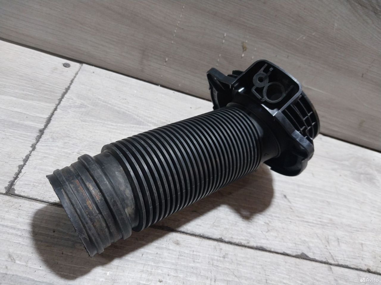 Патрубок фильтра Volkswagen Passat B7 1K0129684AJ — фото 8