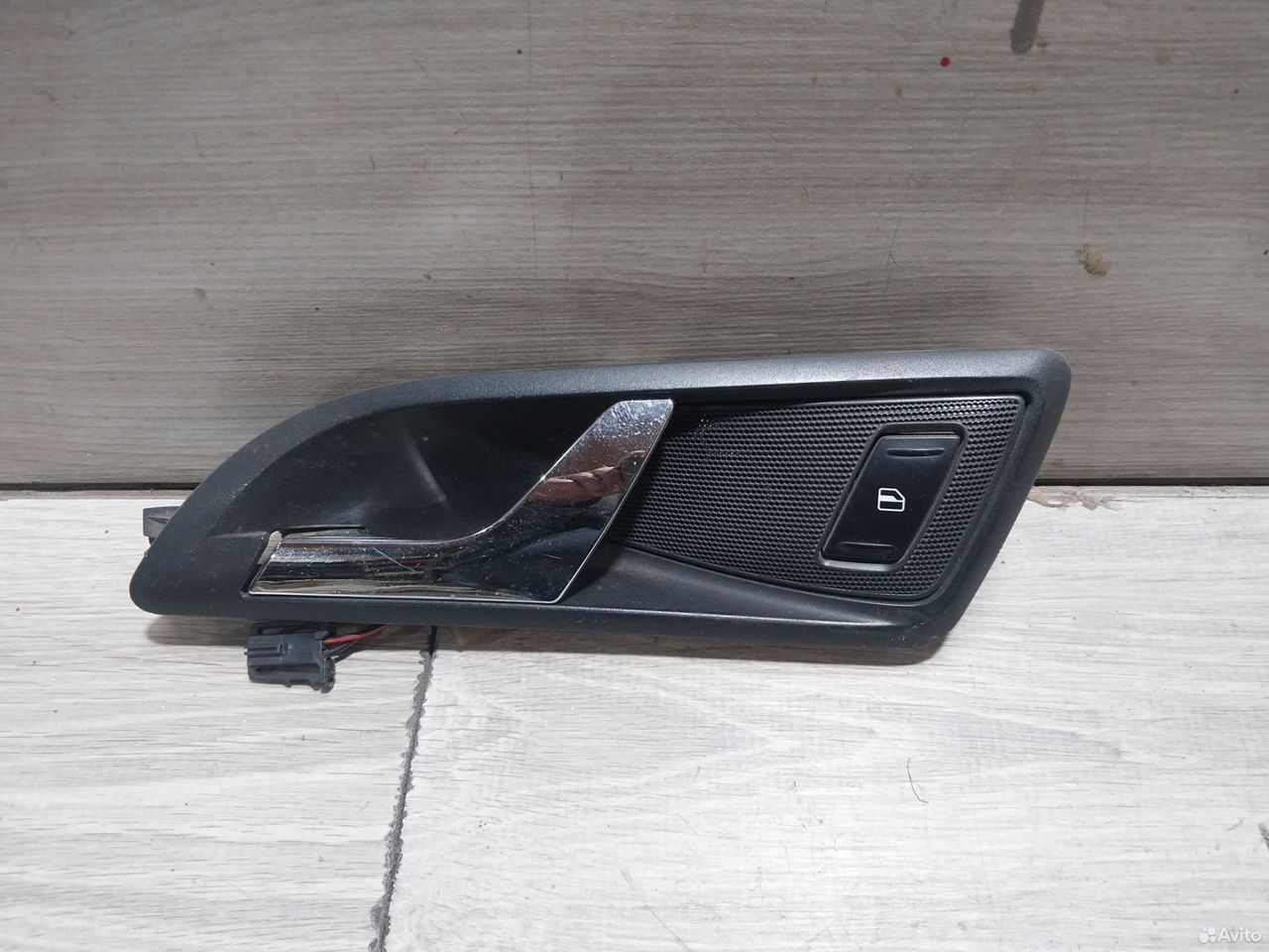 Ручка двери задняя левая Skoda Octavia A5