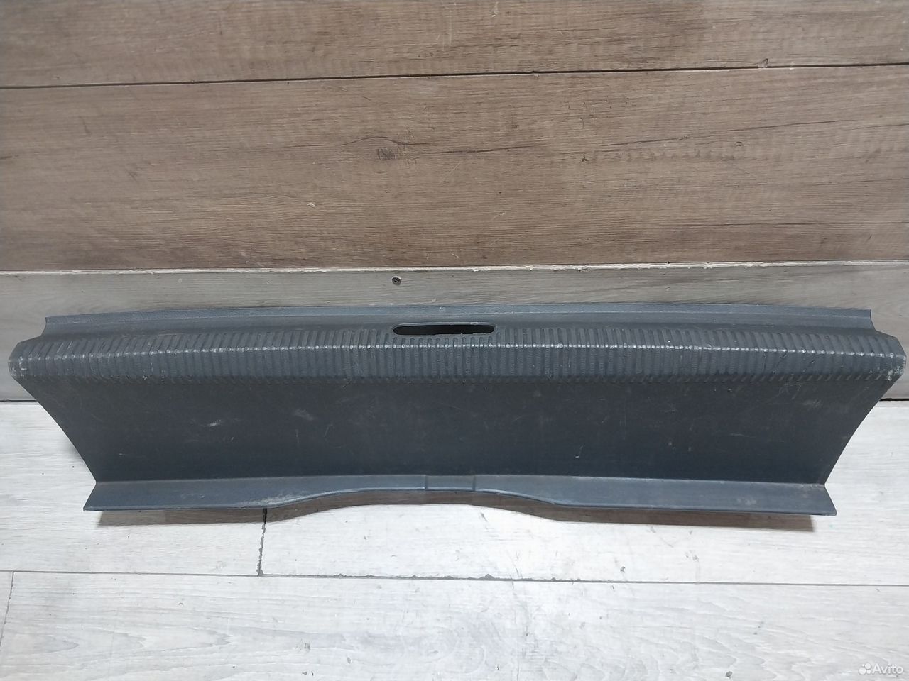 Накладка замка багажника Volkswagen Passat B7