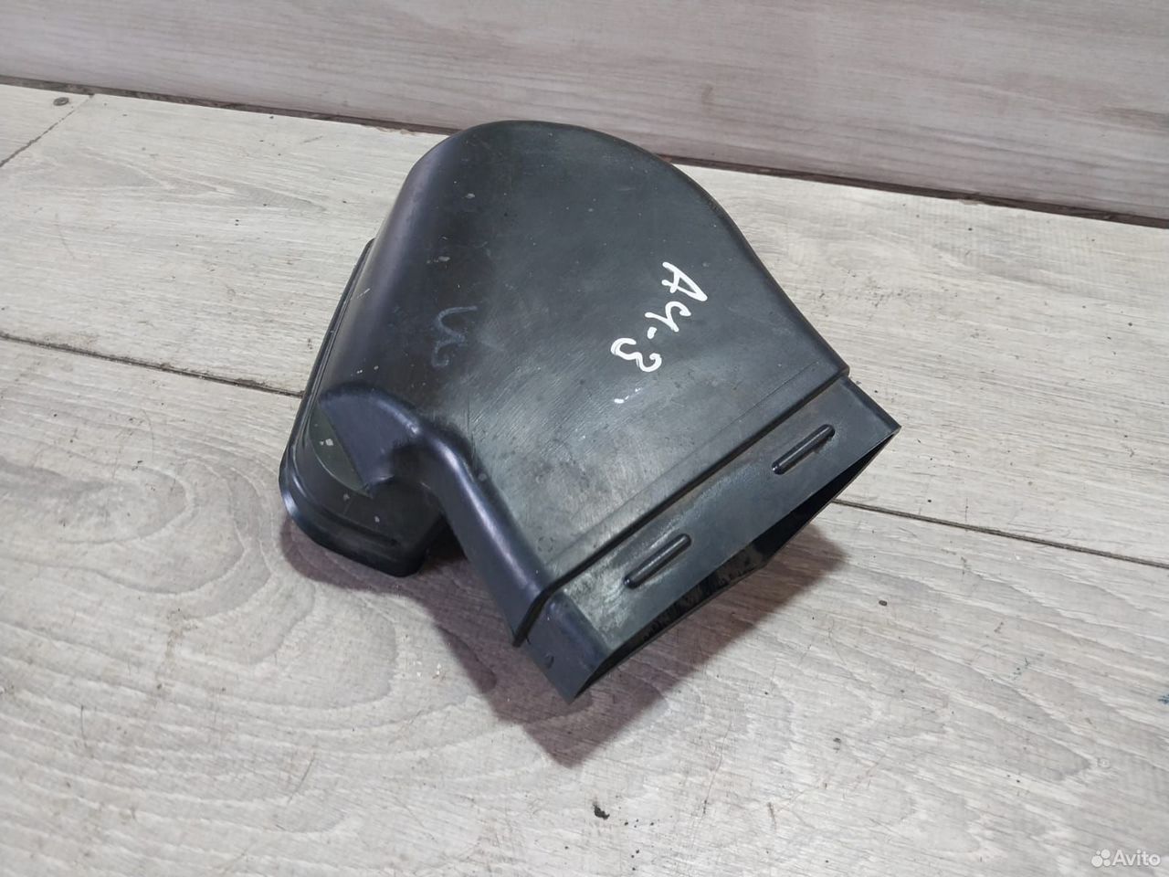 Воздуховод Audi A4 B5 — фото 3