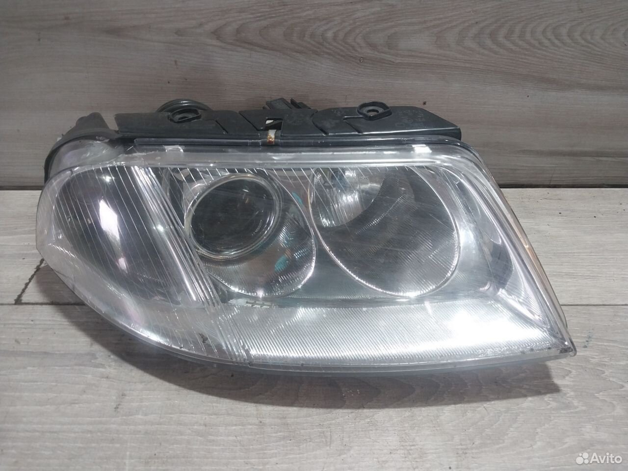 Фара правая Volkswagen Passat B5 GP Depo