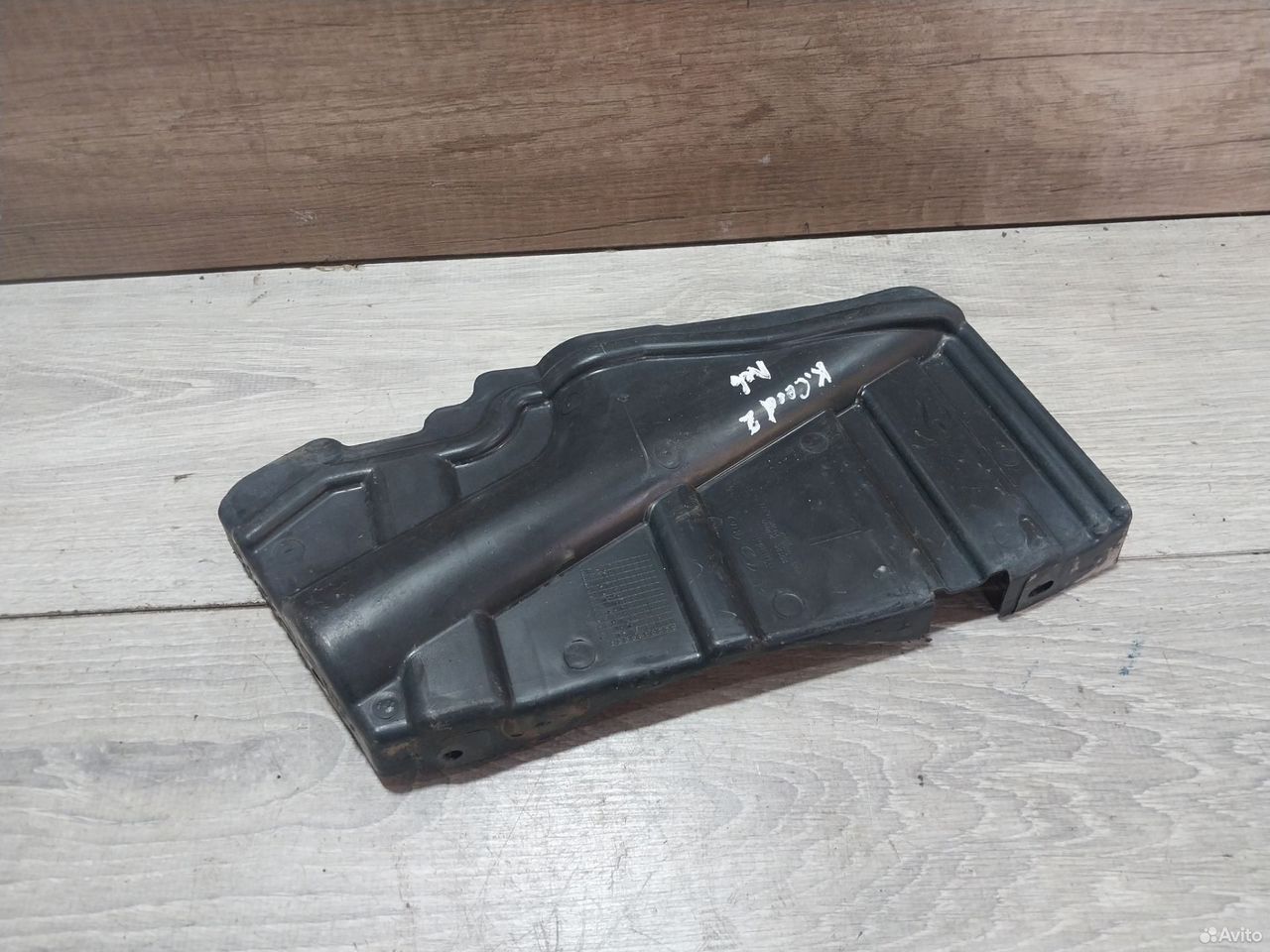 Пыльник двигателя левый Kia Ceed ED 29120-2H050
