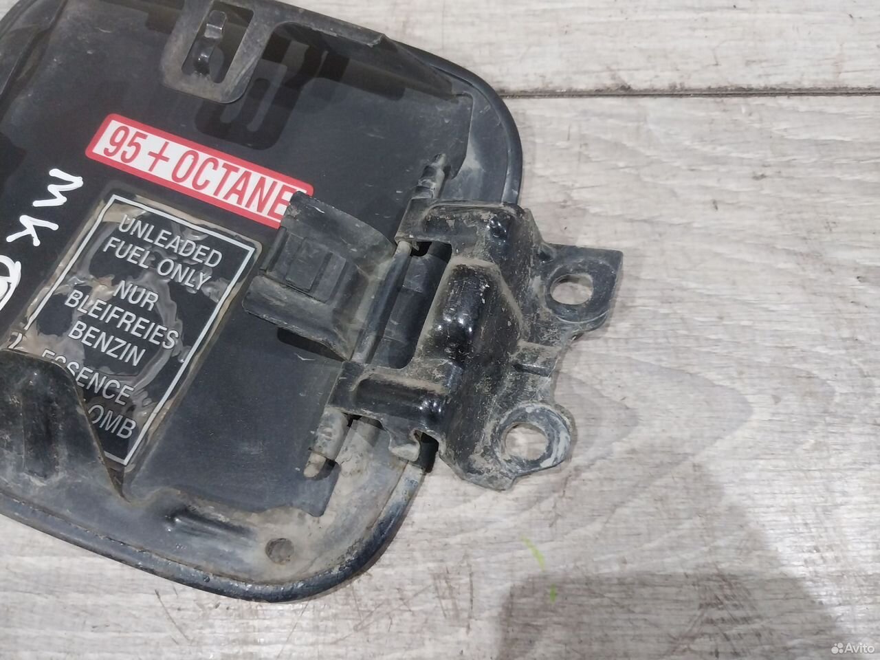 Лючок бензобака Mitsubishi Carisma — фото 8