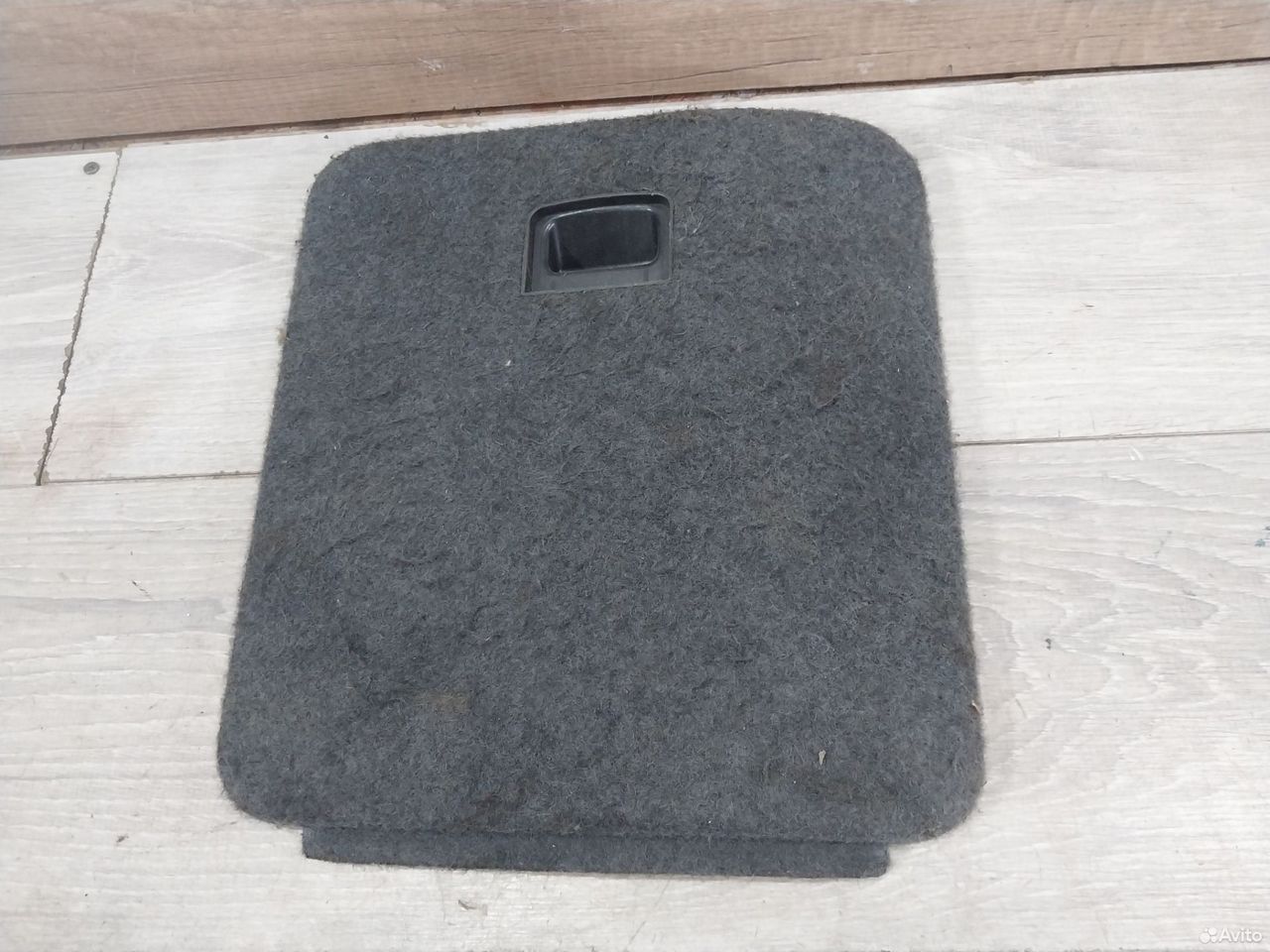 Лючок обшивки багажника правый Audi A6 C5