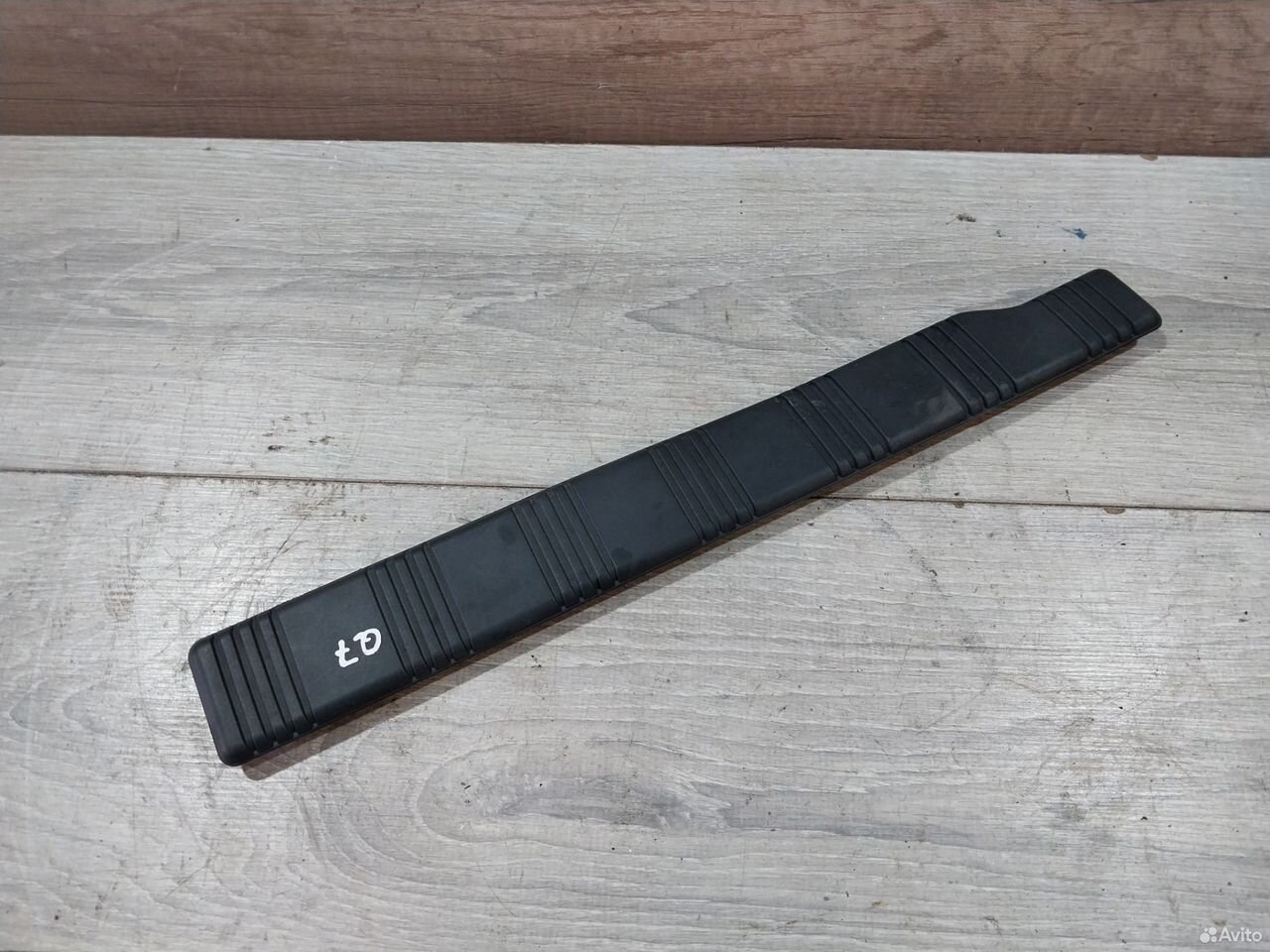 Крышка двс Audi Q7 4L 03H971839C