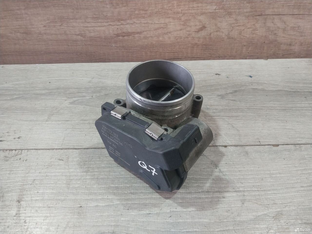 Дроссельная заслонка Audi Q7 4L 03H133062