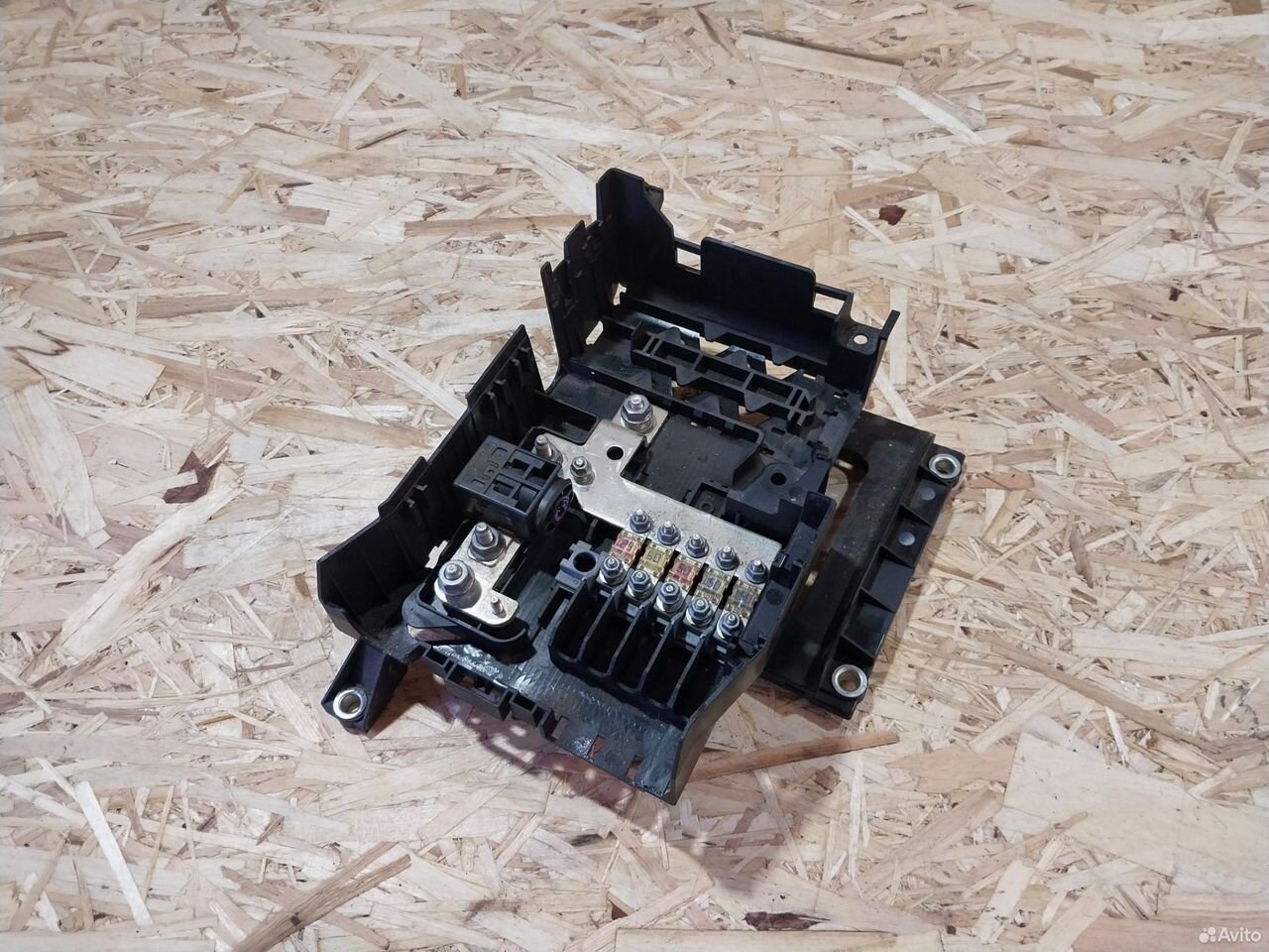 Блок предохранителей Audi Q7 4L 7L0937548C