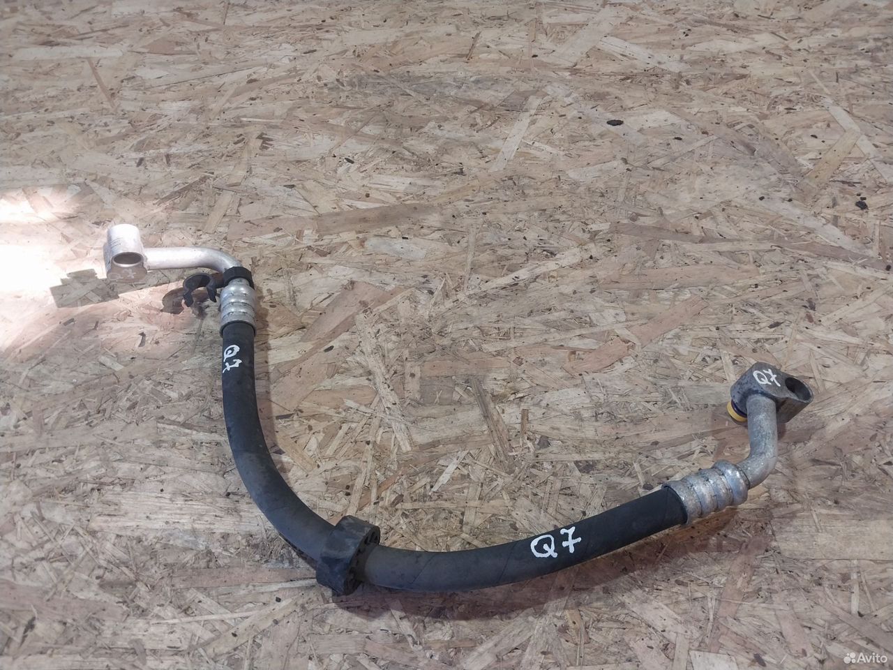 Трубка кондиционера Audi Q7 VW Touareg 7L0820721E