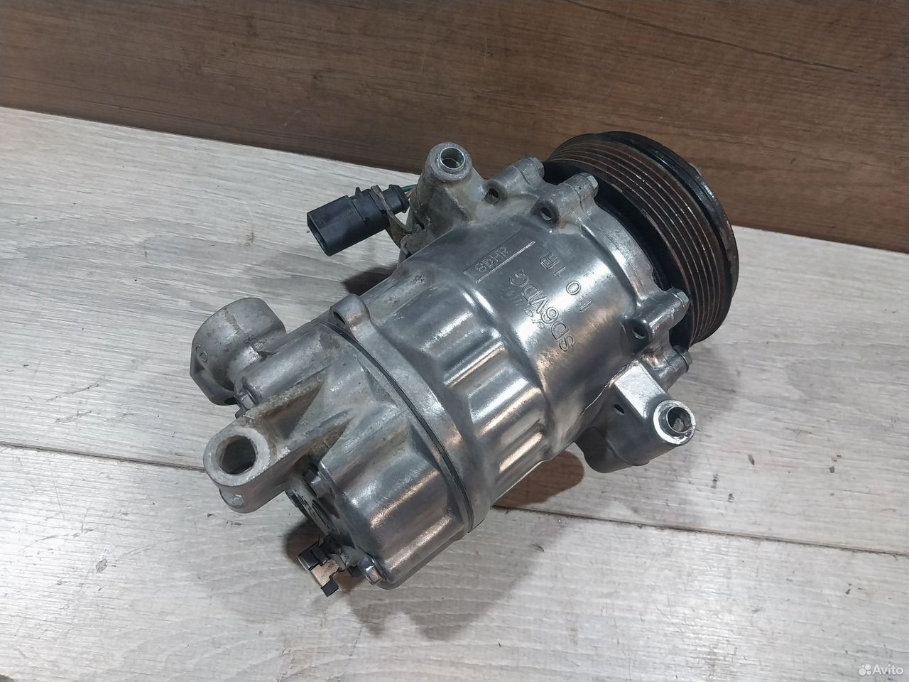 Компрессор кондиционера VW Polo 6RF820803C дефект — фото 8