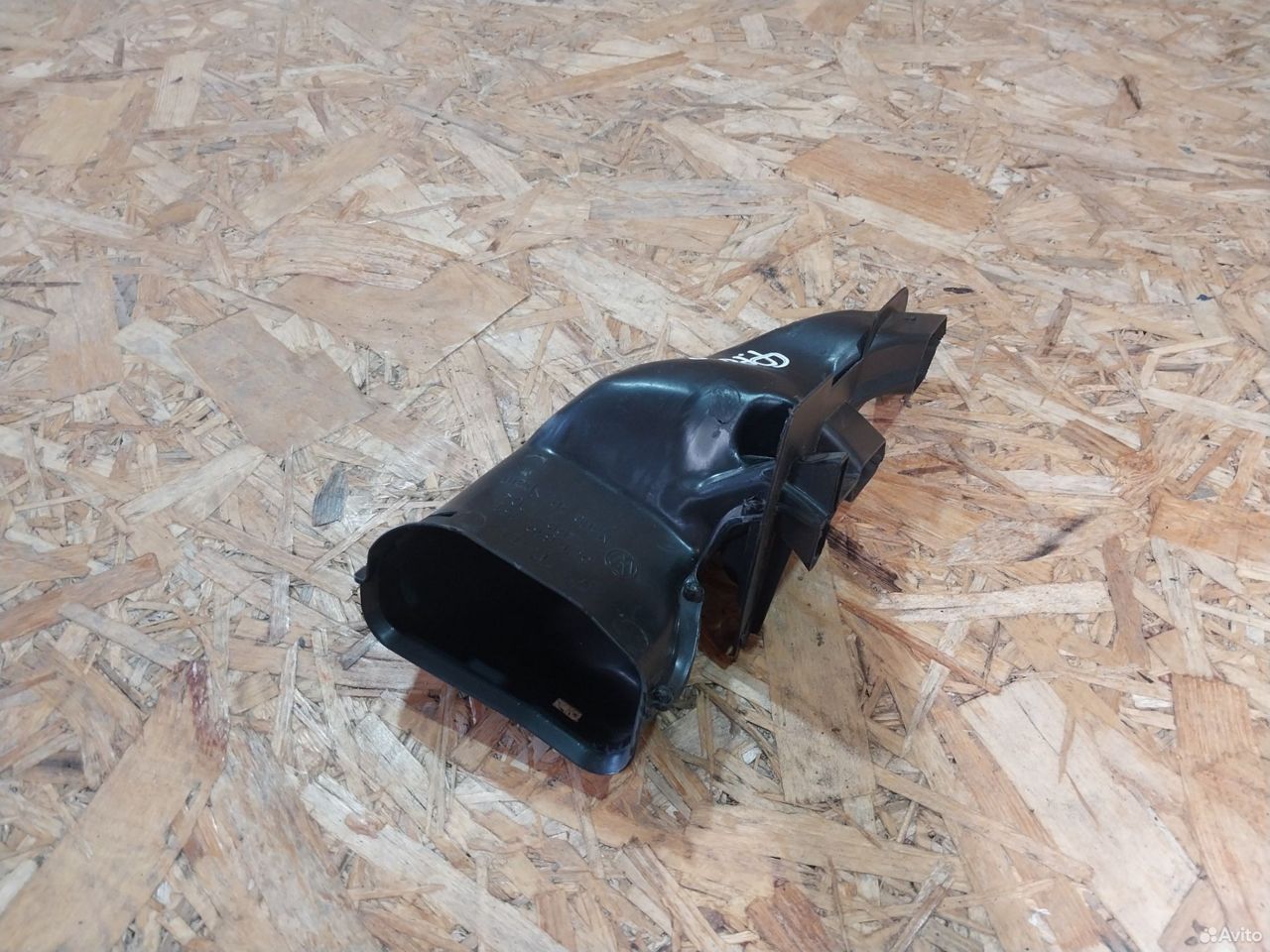 Воздуховод отопителя Volkswagen Polo 5 6C1819151