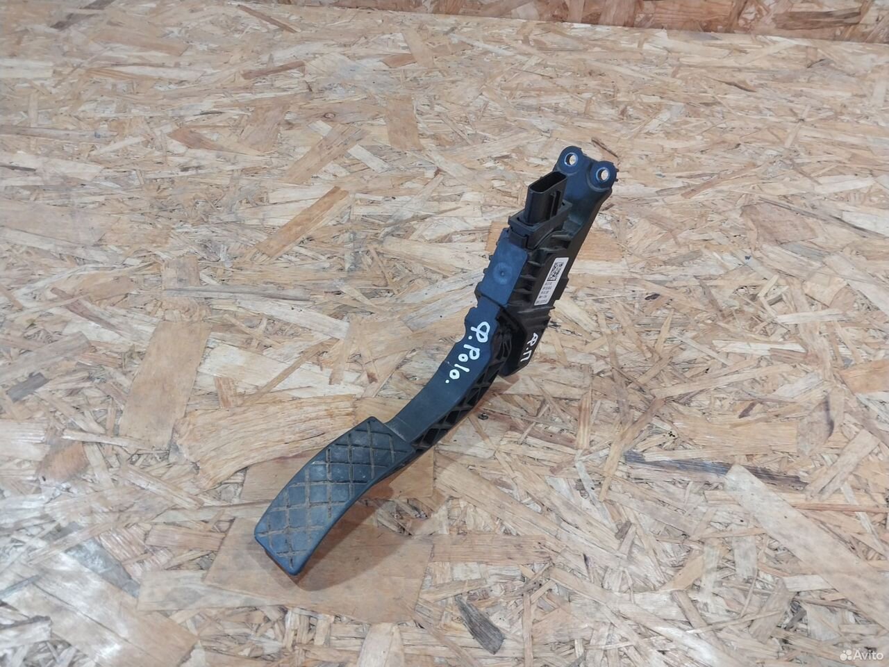 Педаль газа Volkswagen Polo 5 6RU721503