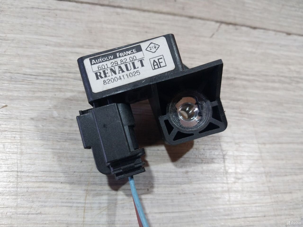 Датчик удара Renault Scenic 2 8200411025 — фото 4