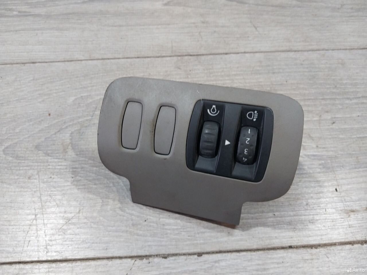 Кнопка корректора фар Renault Scenic 2 — фото 2