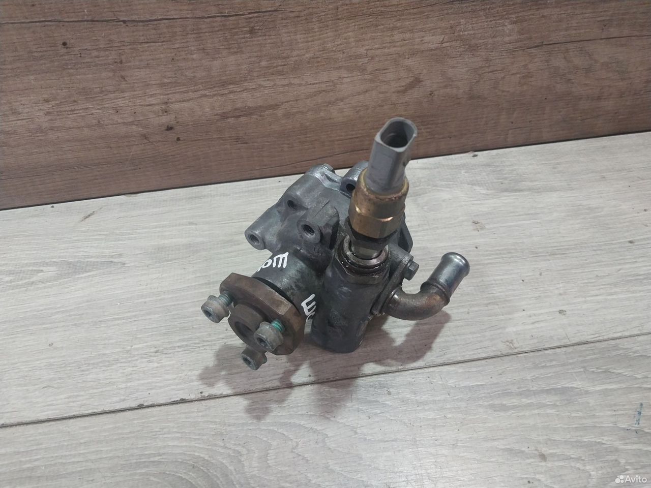 Насос гура Skoda Octavia Tour Volkswagen Golf MK4 — фото 3