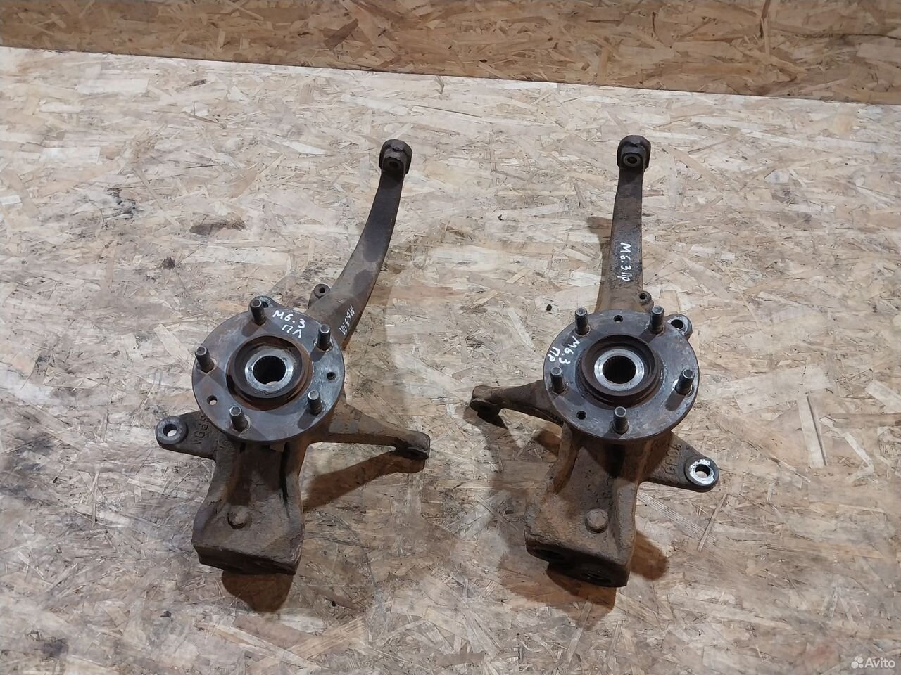 Поворотный кулак Mazda 6 GG