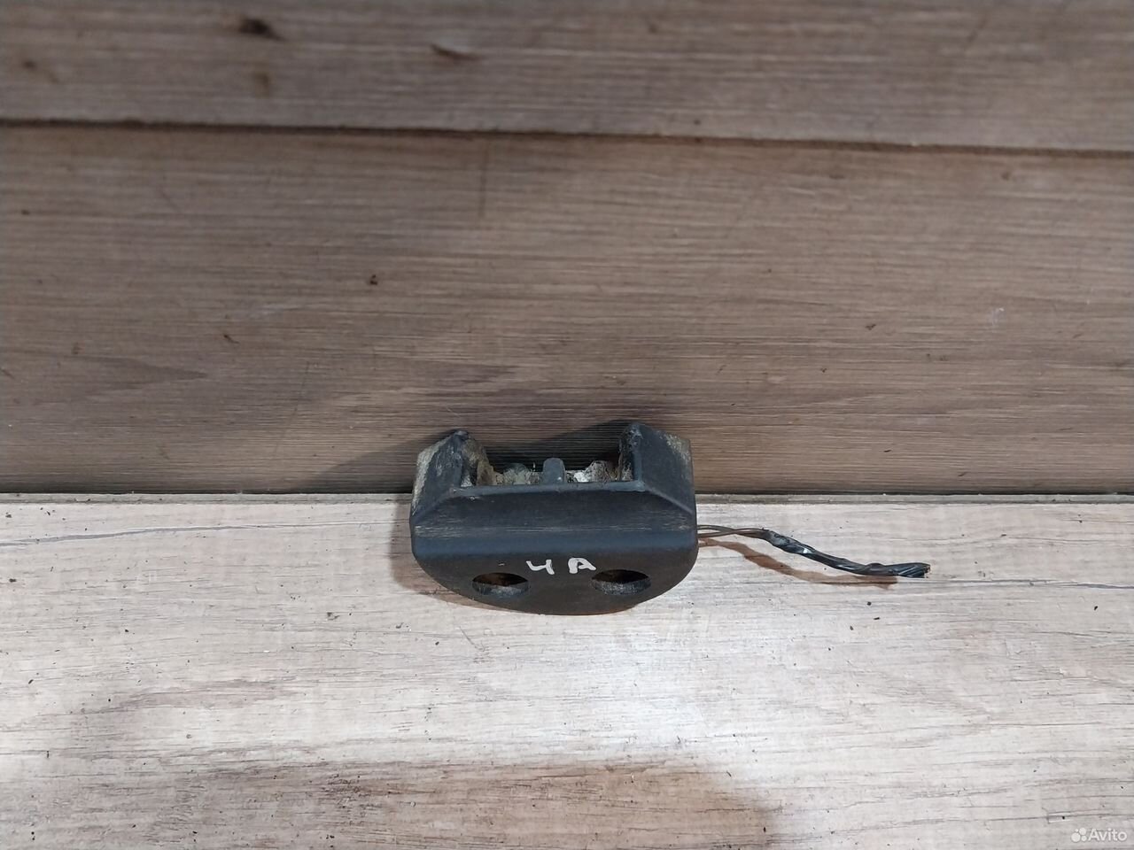 Концевик выключатель багажника Chery Amulet A15