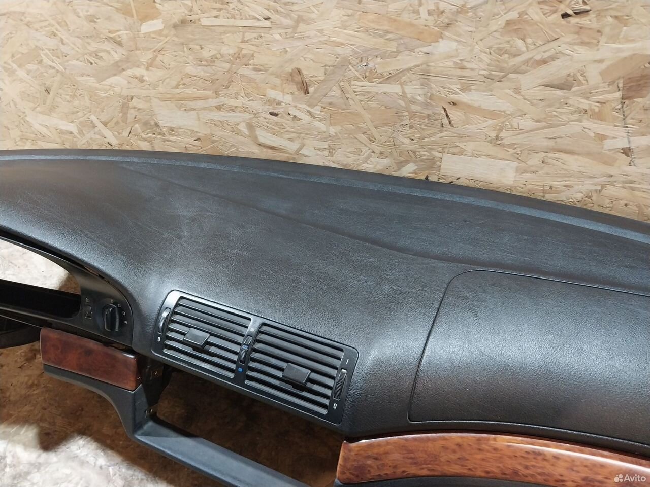 Торпеда Bmw E39 панель салона — фото 4