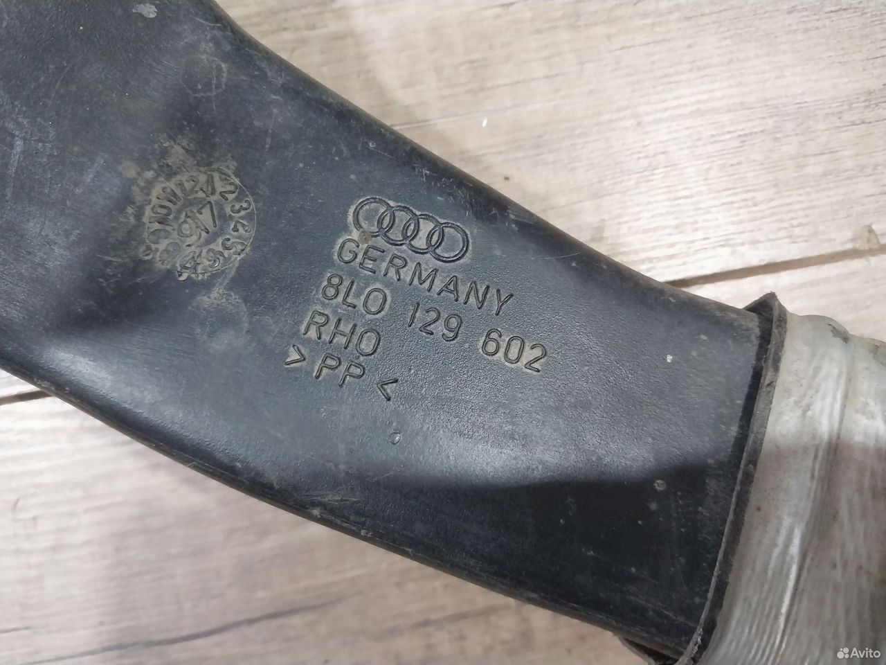 Воздухозаборник Audi A3 8L патрубок воздушного — фото 9