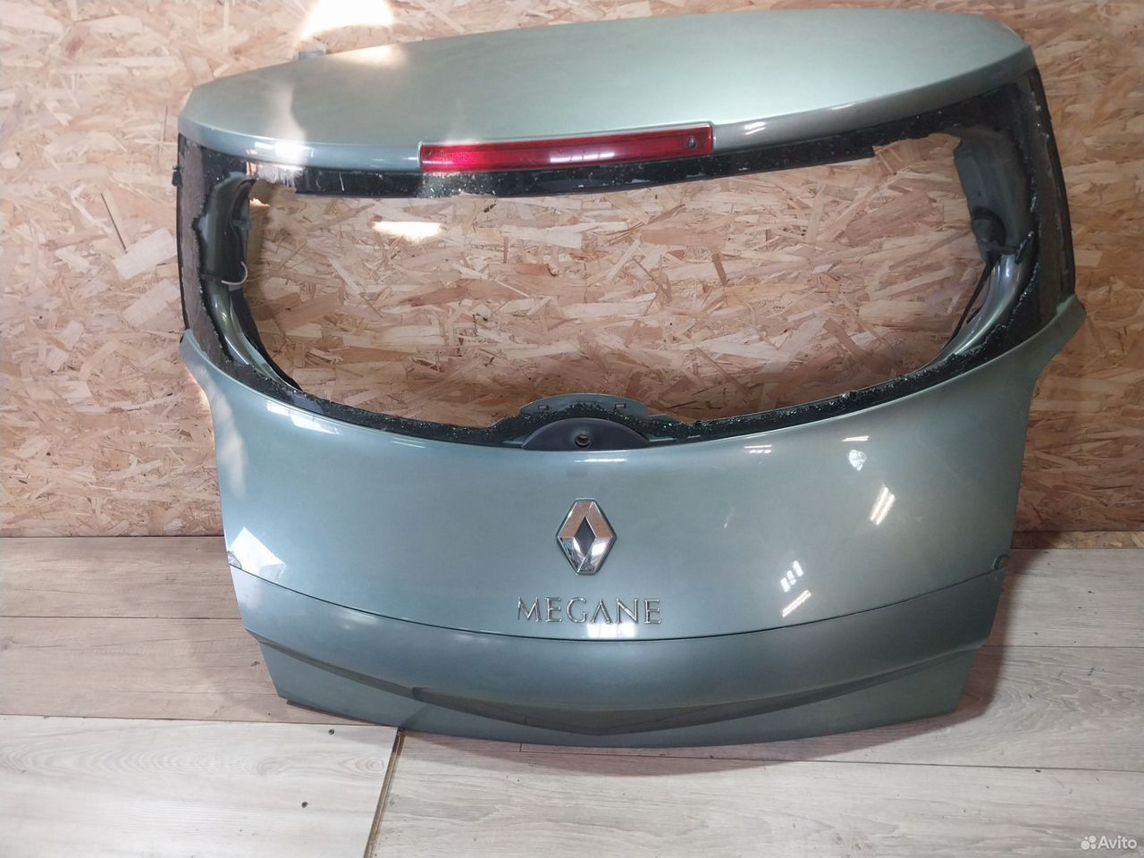 Крышка багажника Renault Megan 2 хэтчбек без стекл