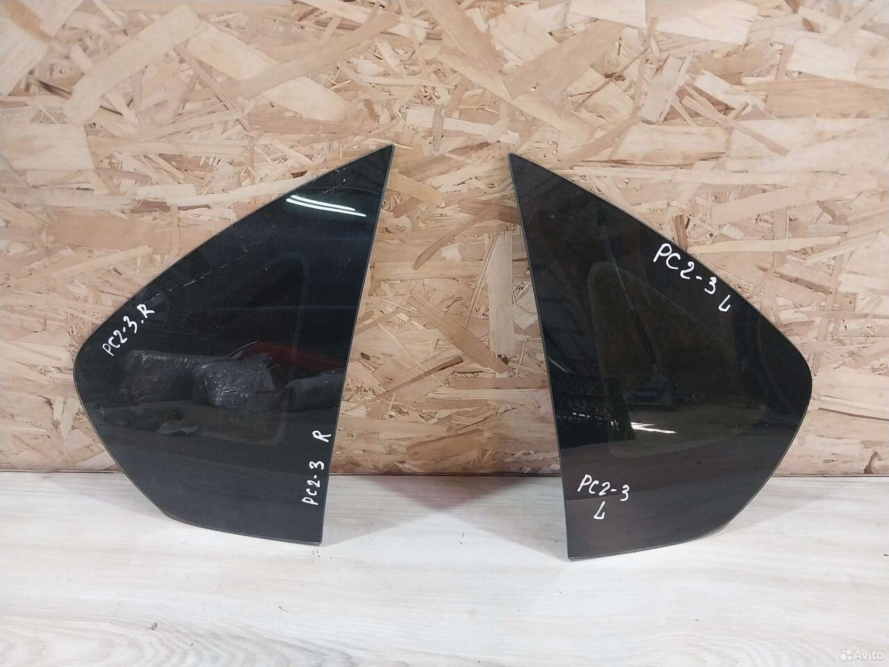Стекло заднее Renault Symbol 2 форточка 2008-2012