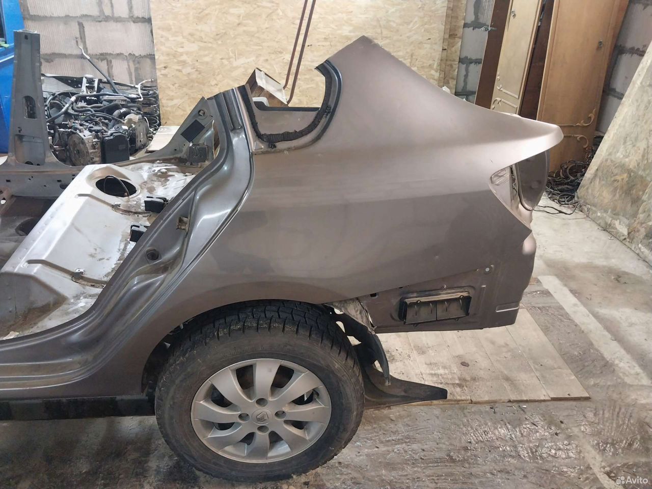 Крыло заднее левое Renault Symbol 2 2008-2012