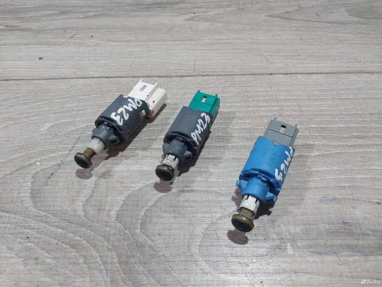 Концевик педали Renault Megan 2