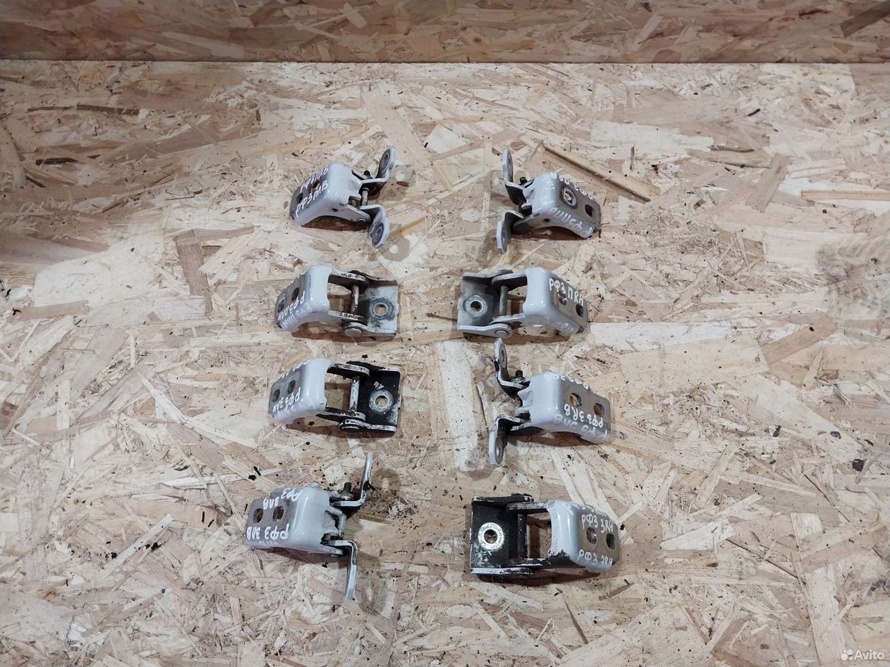 Петля двери Renault Fluence Renault Megan 3