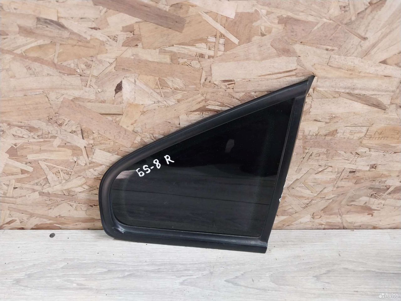 Стекло заднее правое Volkswagen Passat B5 форточка