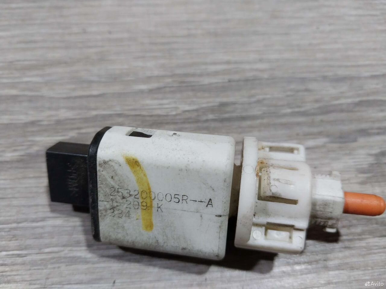 Выключатель концевой Renault Fluence Megan 3 — фото 7