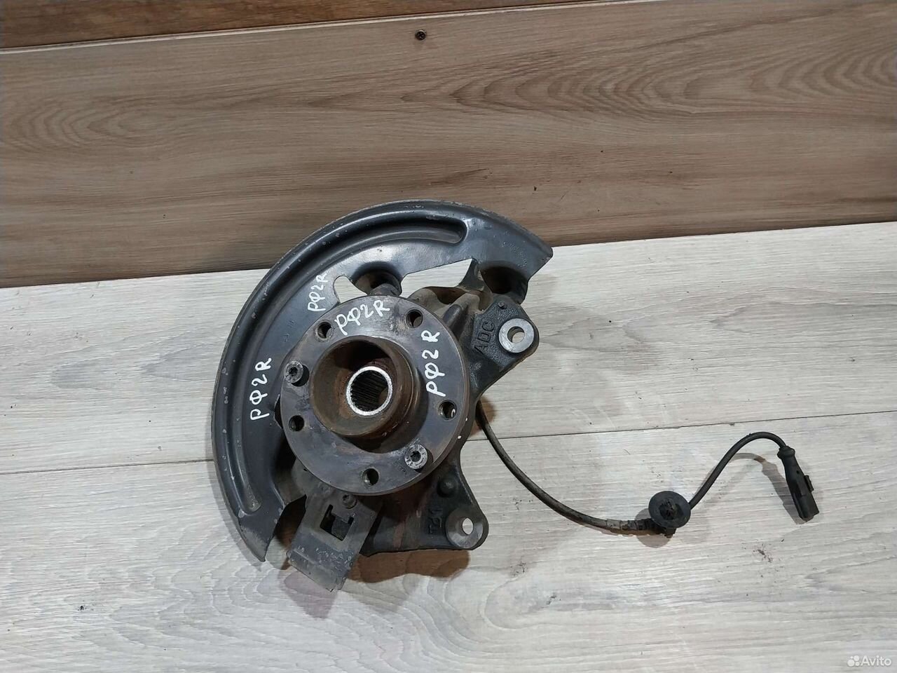 Поворотный кулак правый Renault Fluence Megan 3