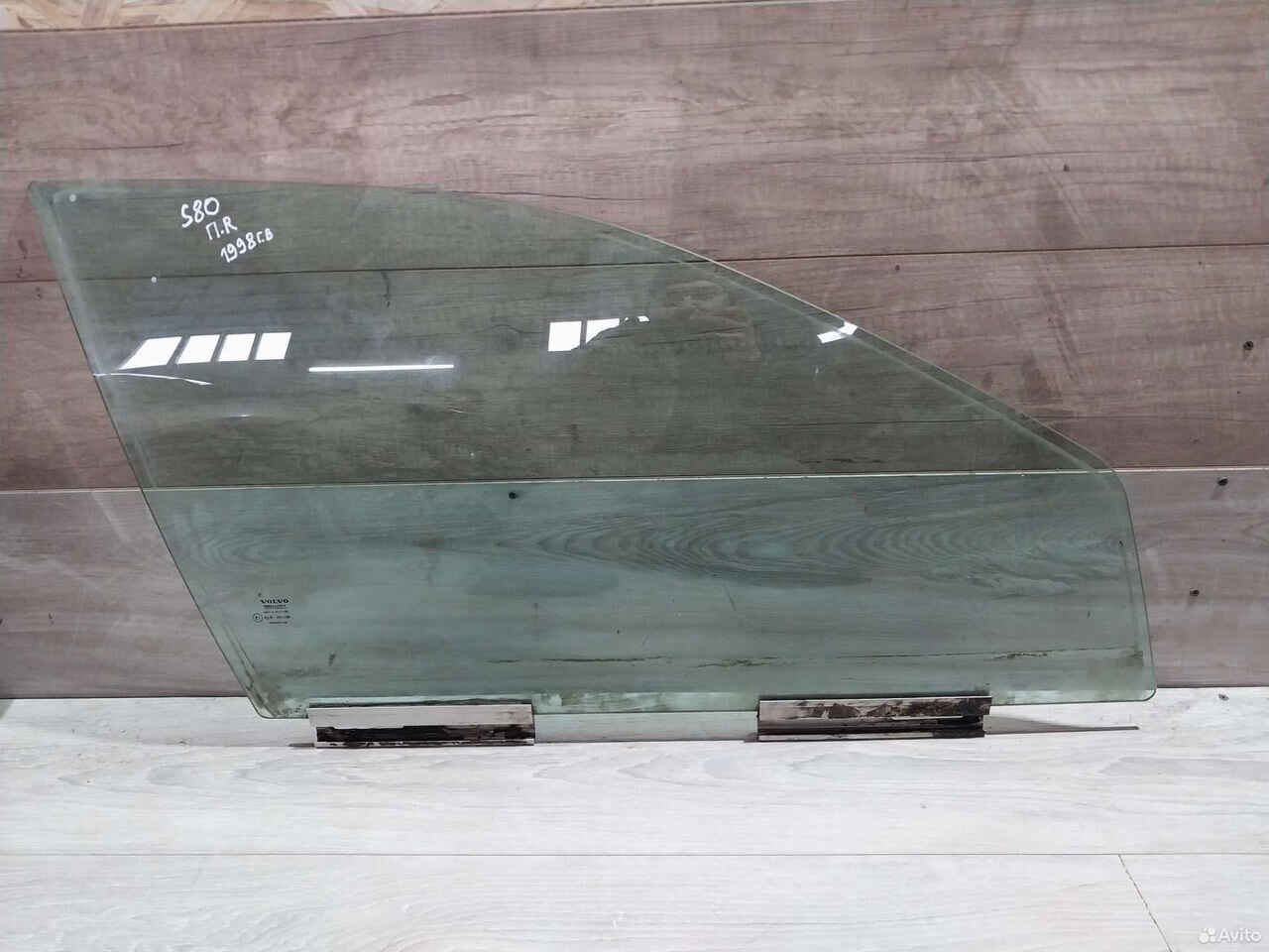 Стекло двери переднее Volvo S80 1998-2003