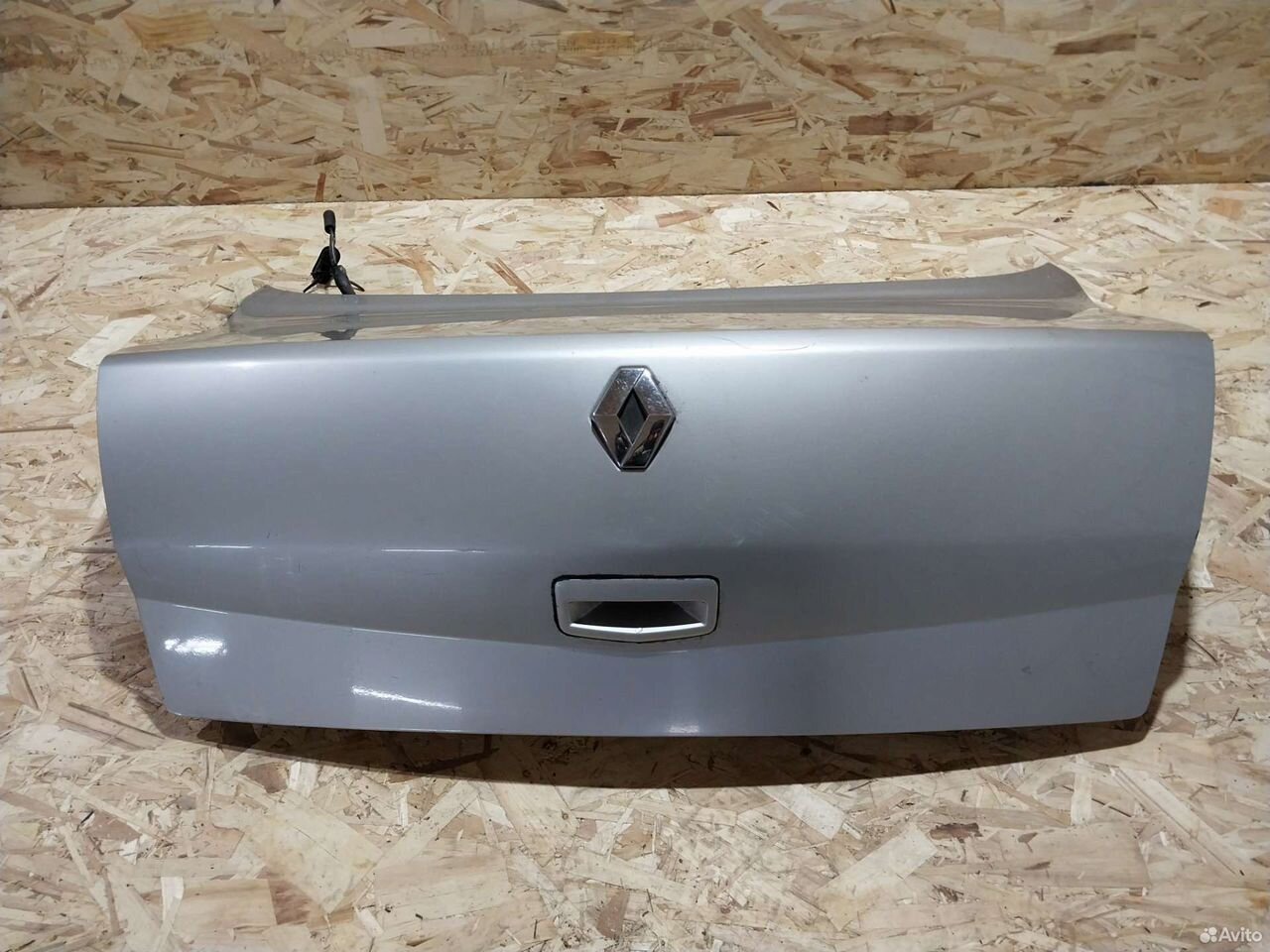 Крышка багажника Renault Megan 2 седан — фото 3