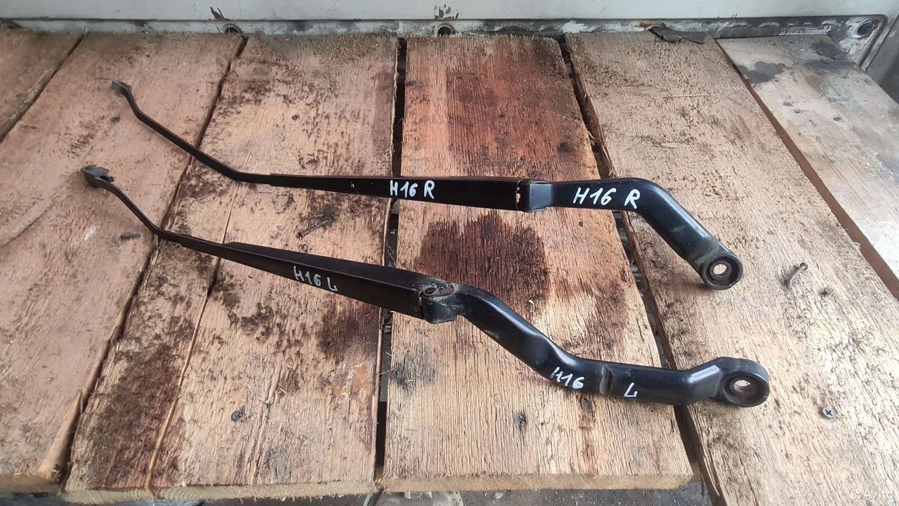 Поводок дворника Nissan Almera N16 дворники