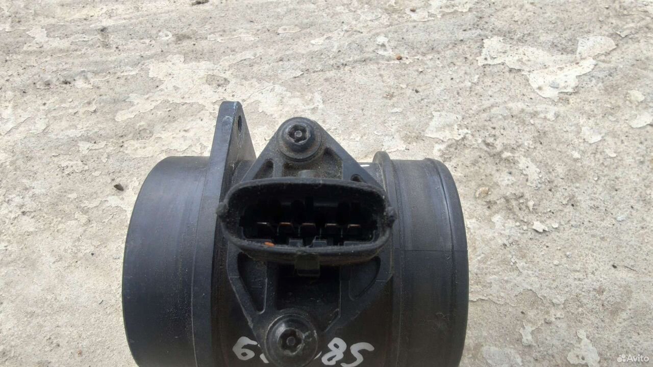 Расходомер воздуха Volvo S80 2.9 — фото 3