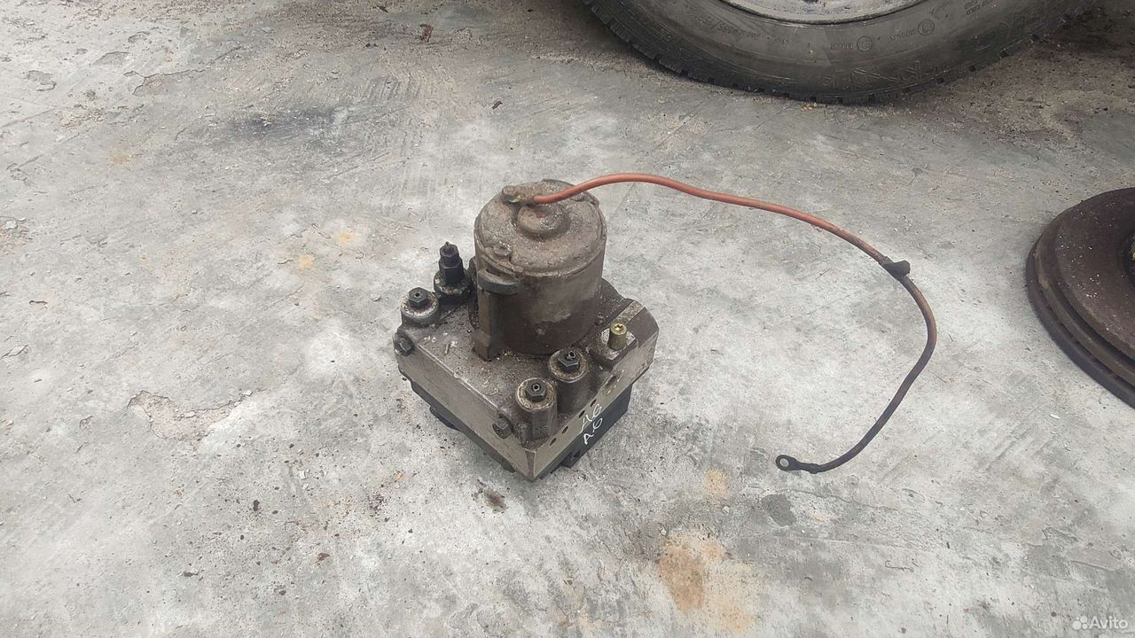 Блок ABS Audi A6 C4 Audi A4 B5