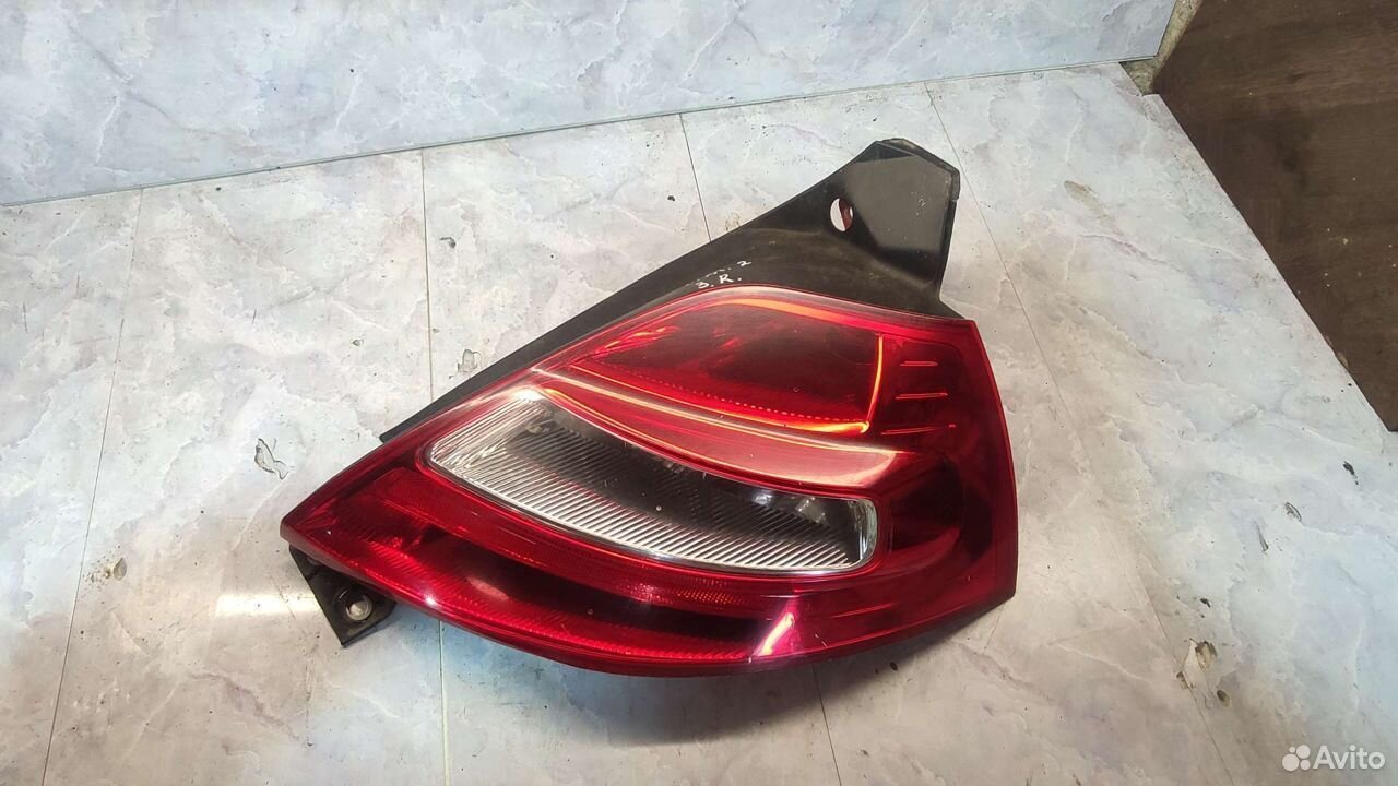 Фонарь правый Renault Megan 2 хэтчбек