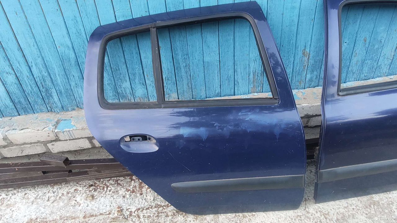Дверь задняя правая Renault Symbol