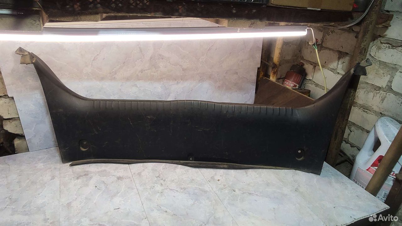 Накладка в багажник Peugeot 308
