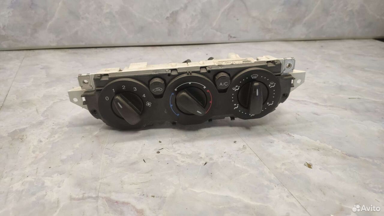 Блок управления печкой Ford Focus 2