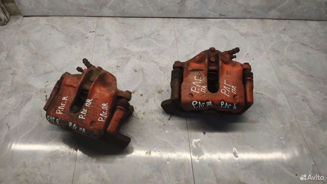 Суппорт передний Renault Laguna 1