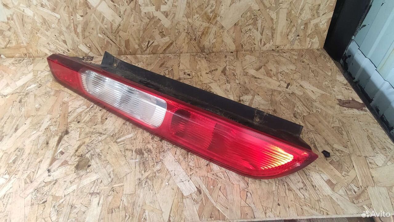 Фонарь Ford Focus 2 хэтчбек — фото 7