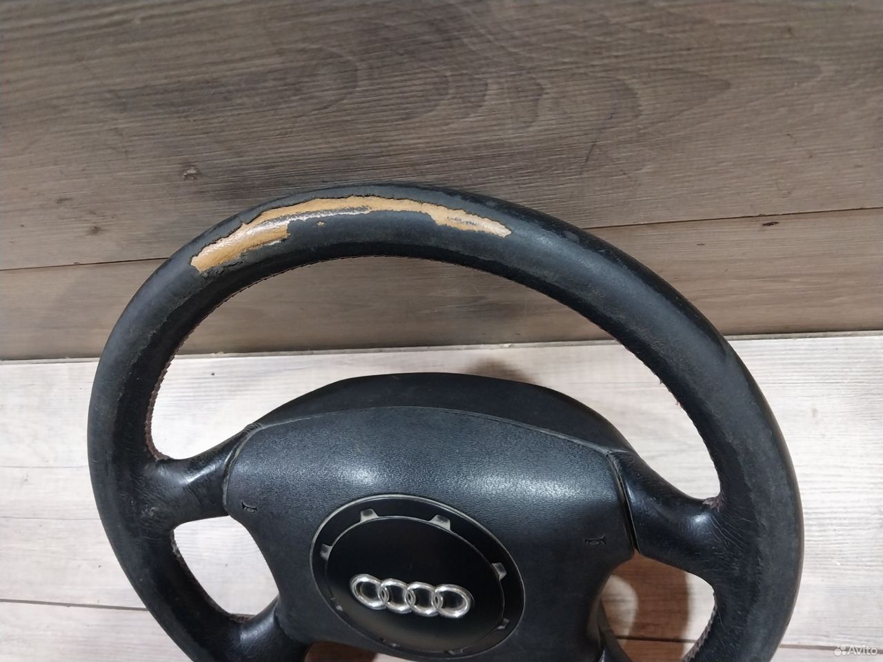 Рулевое колесо в сборе Audi A3 8L с дефектом