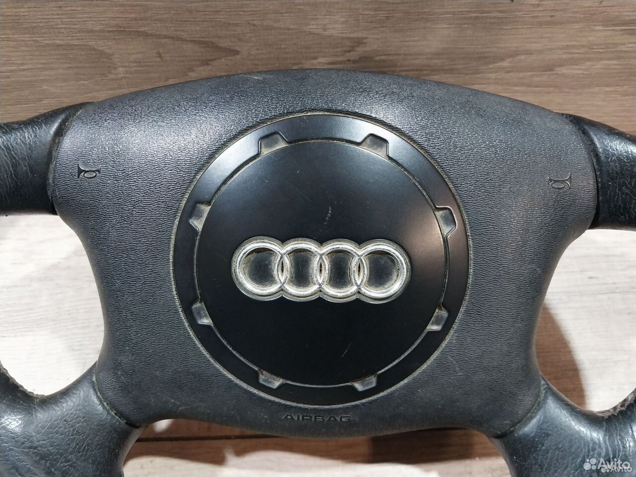 Рулевое колесо в сборе Audi A3 8L с дефектом — фото 5