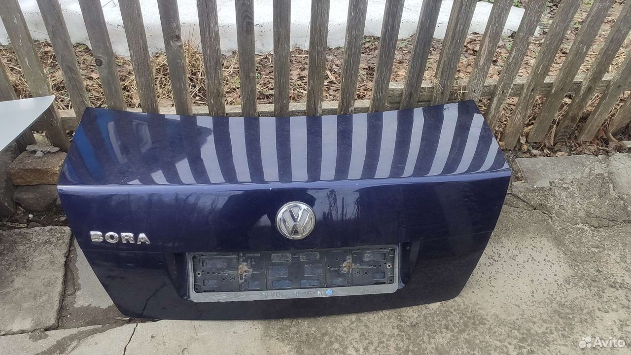 Крышка багажника Volkswagen Bora / Jetta 4